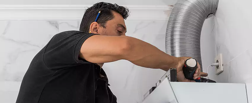 Vent Cleaning Process in Candiac, Quebec